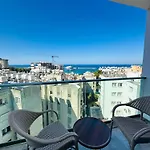 Ld Kyrenia Center Sea View