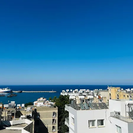North Sea View Cozy Kyrenia Center Appartement Girne