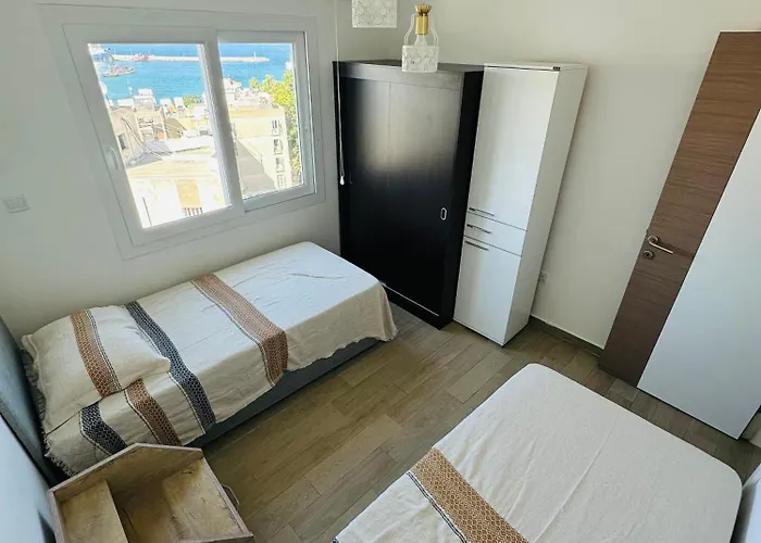 Lejlighed Ld Kyrenia Center Sea View *