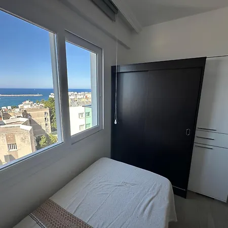 North Sea View Cozy Kyrenia Center 아파트